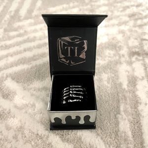 Tristen Ikaika MR. SKELETON ring size 11
